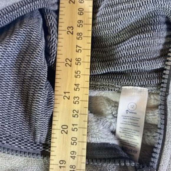 Ivivva Lululemon Girls Gray Quarter Zip Pullover Cheer Athletic Sport 12 - Picture 6 of 8